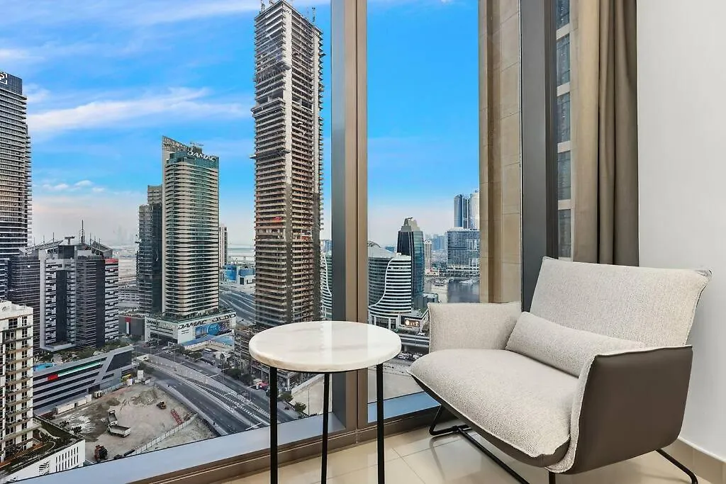 First Class 1Br City Skyline Views Dubai Apartment